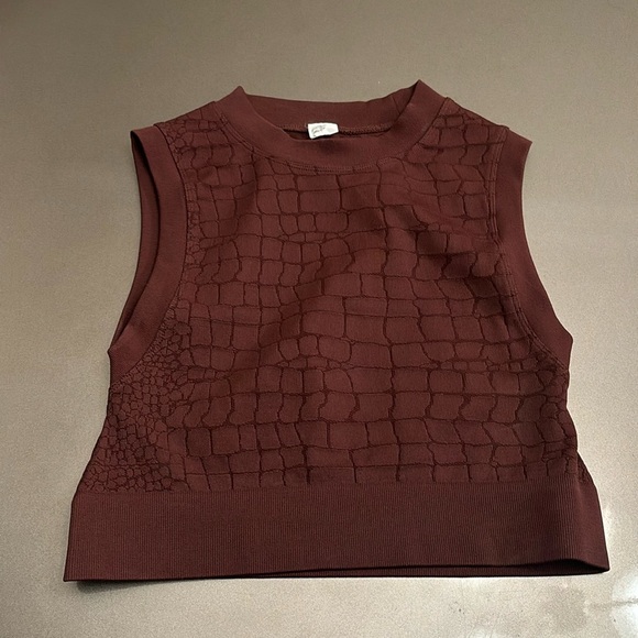 Ladies FABLECTICS CROPPED TOP - Picture 1 of 2